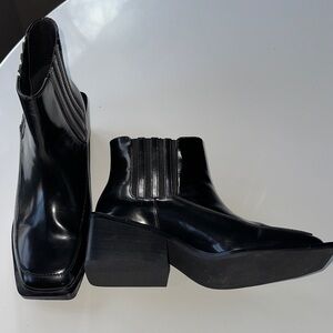 Intentionally Blank Square Toe Boots Size 7